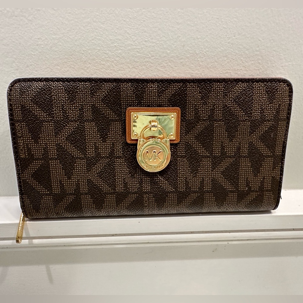 Brown Michael Kors Long Zip Around Wallet